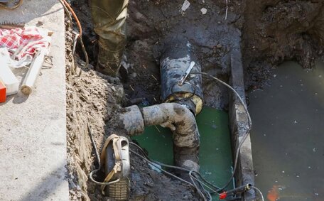 Safety precautions emergency plumbing
